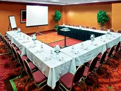 Embassy East And Riverfront Conference Center 4*