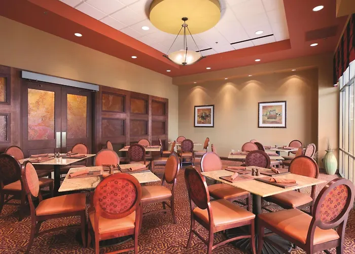 Embassy East And Riverfront Conference Center Hotel Peoria