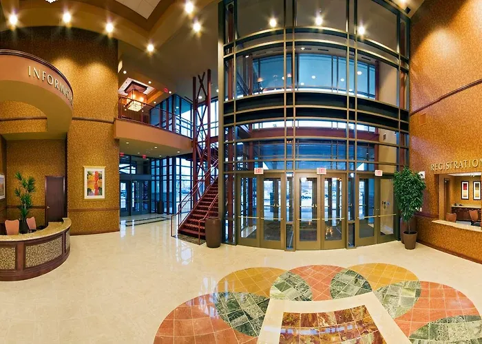 Embassy East And Riverfront Conference Center Hotel 4*