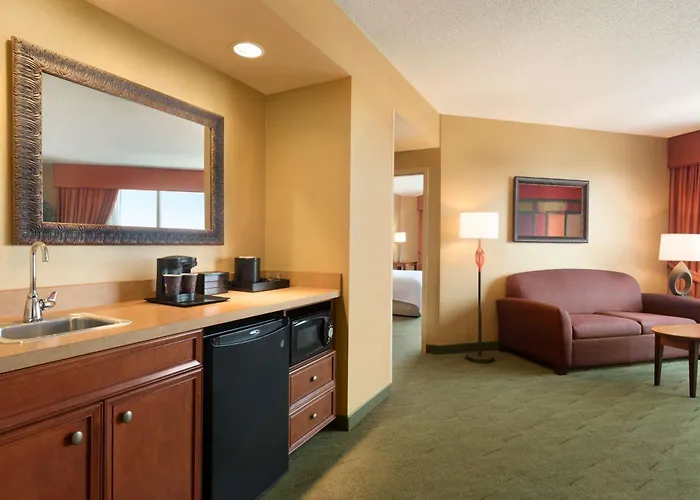 Embassy East And Riverfront Conference Center Peoria