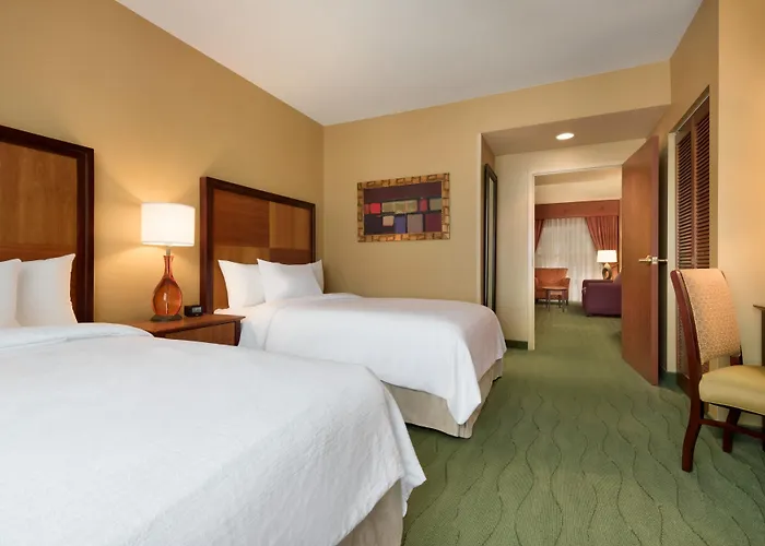 Embassy East And Riverfront Conference Center Hotel