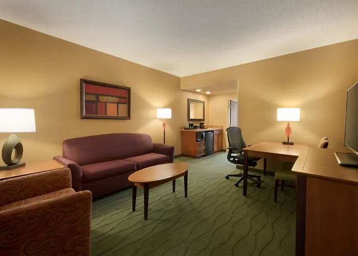 Embassy East And Riverfront Conference Center Peoria