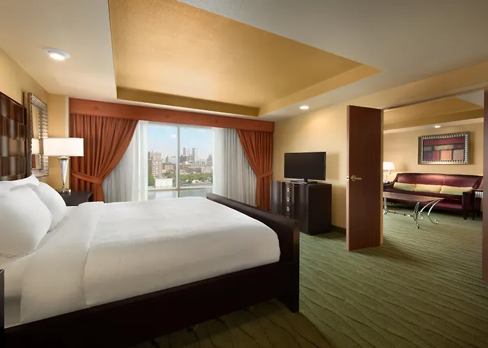 Embassy East And Riverfront Conference Center Peoria