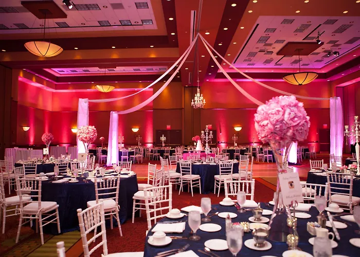 Embassy East And Riverfront Conference Center Hotel Peoria