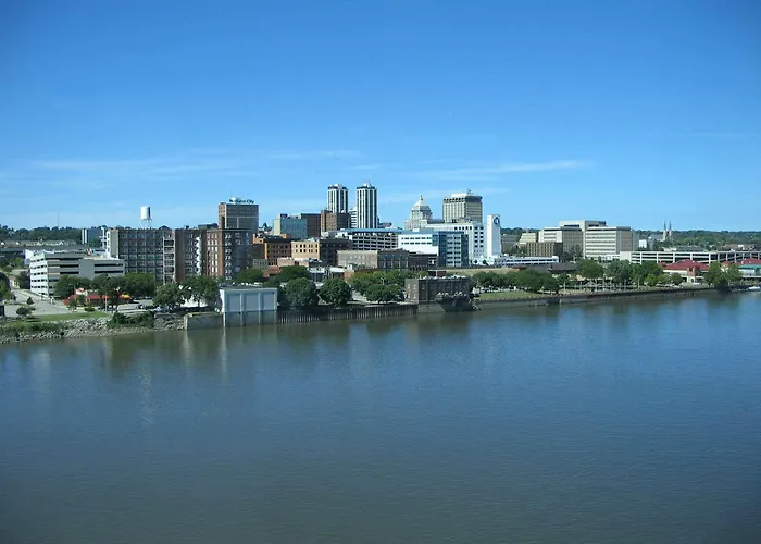 Embassy East And Riverfront Conference Center Peoria