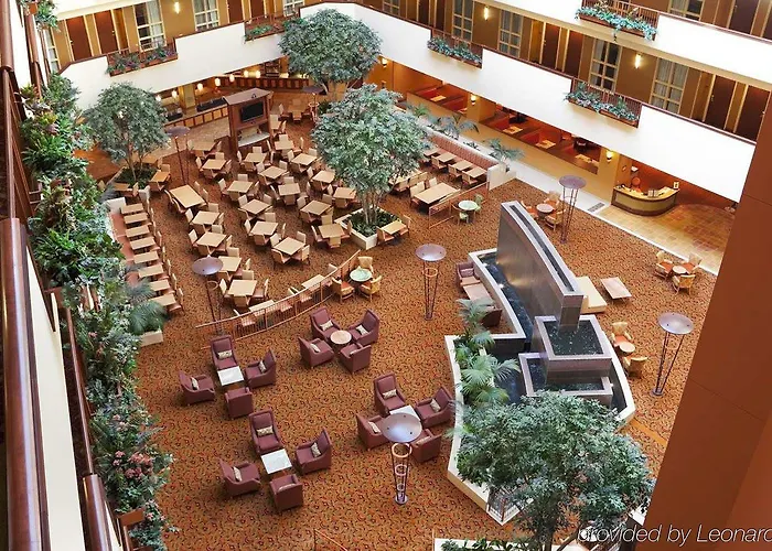 Hotel Embassy East And Riverfront Conference Center Peoria